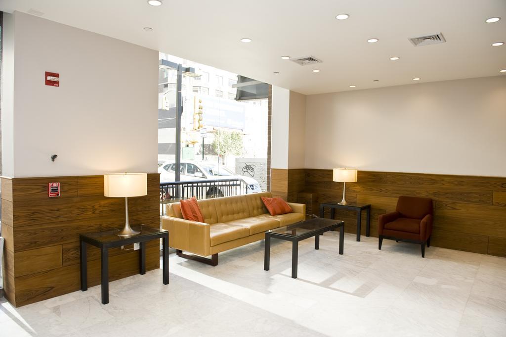 Metro Apartments New York Exterior photo