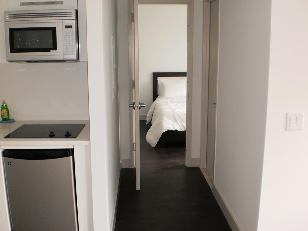 Metro Apartments New York Exterior photo